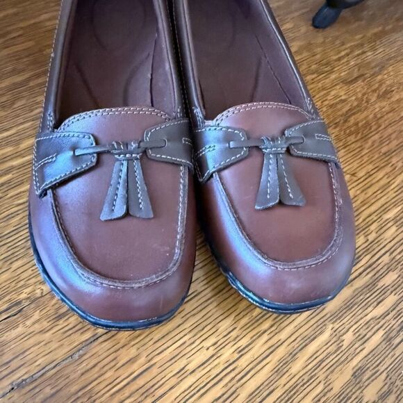 NEW Clarks Ashland Bubble Two Tone Brown Slip On Loafer Sz 7.5 Academia, Preppy - Picture 2 of 12